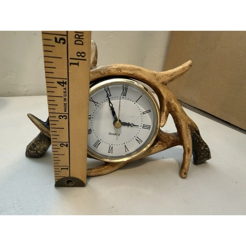 Vintage Deer Antler Clock Mantle Table Desk Resin Clock Battery Operated